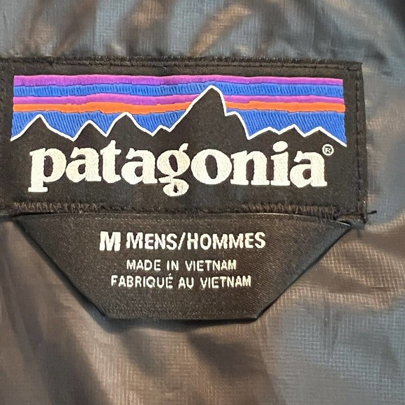 Patagonia Men's Dark Grey Quilted Vest Size Medium - Picture 11 of 12